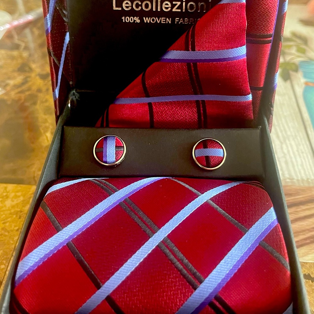 Men’s tie, cuff links & pocket square
